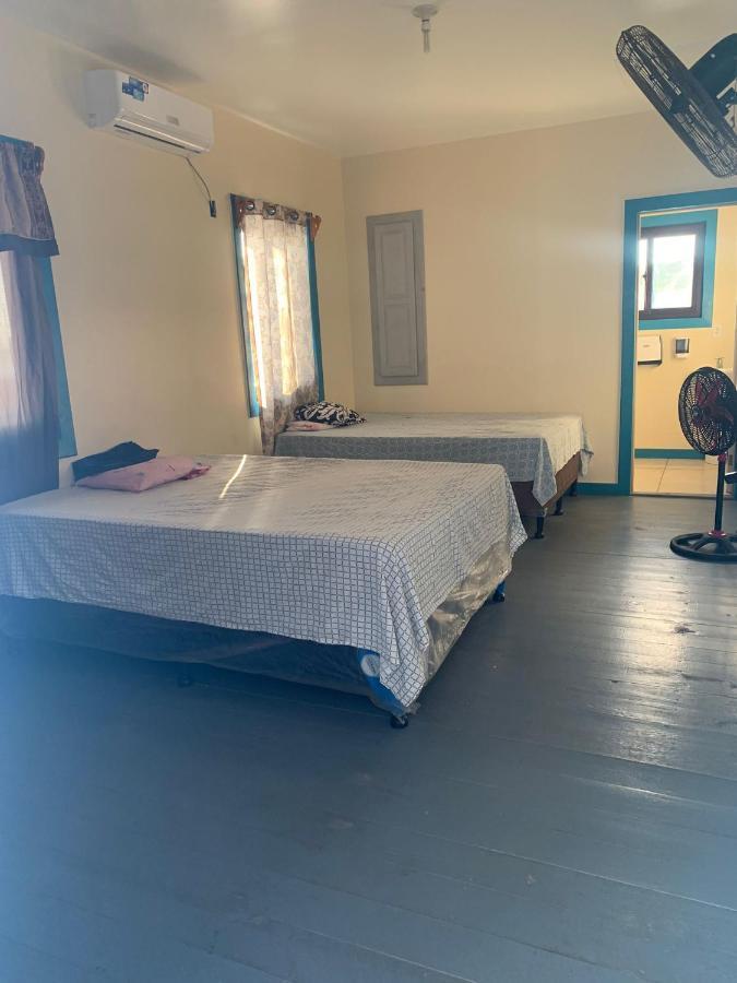 Paradise Divers Hotel Utila Eksteriør bilde
